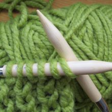 Knitting Needles Green Yarn for knitting basics