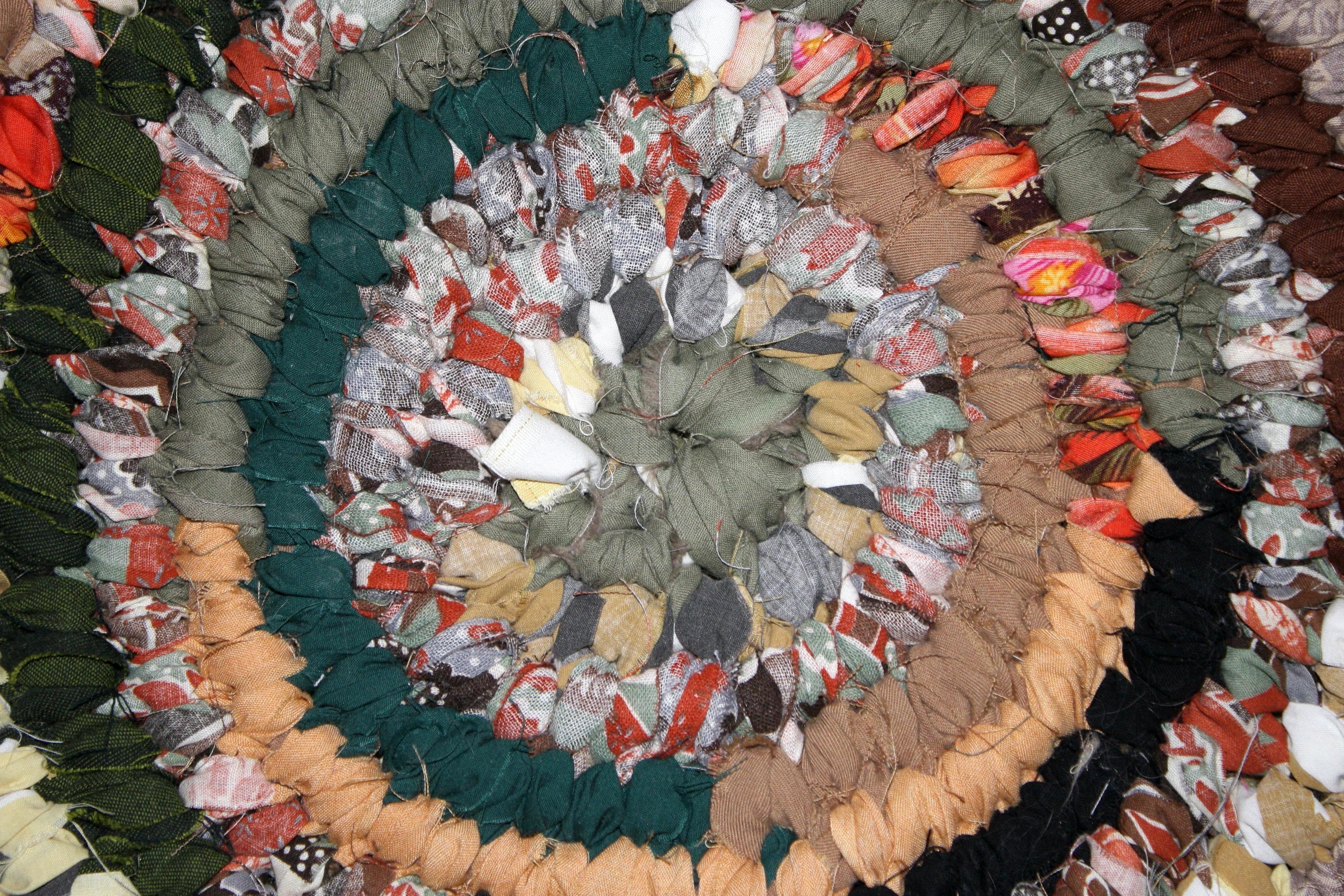 How to Make a Rag Rug - The Brooklyn Refinery - DIY Arts and Crafts