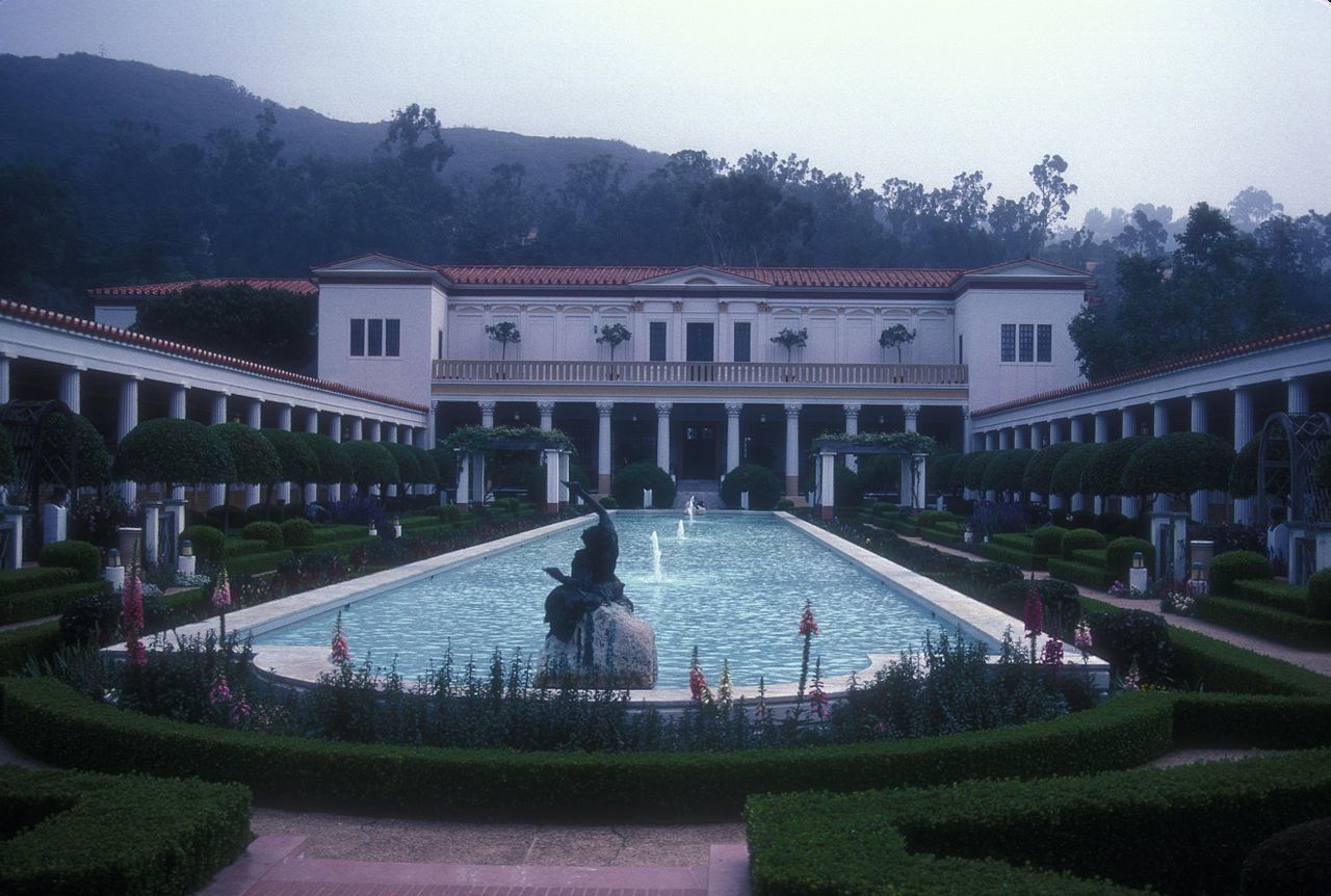 Exterior photo of J. Paul Getty Museum re. free art books online