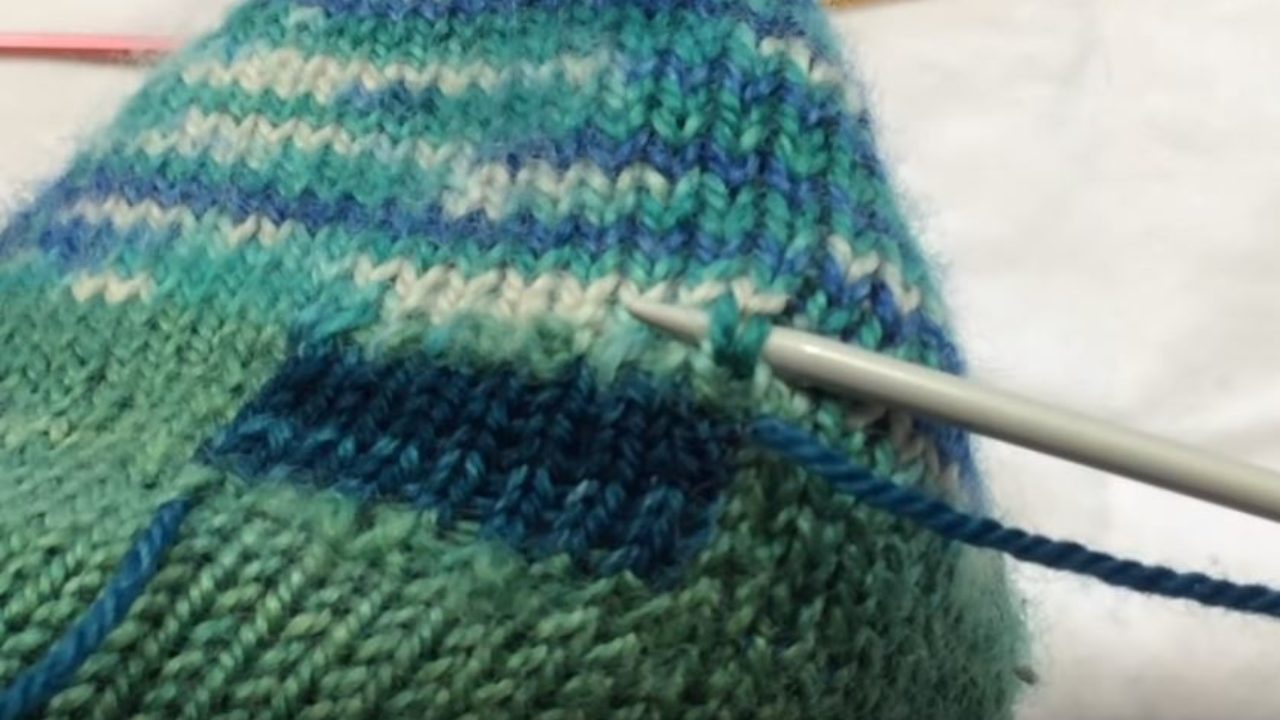 Tutorial - Needlepoint Knit Stitches - Stitches n Scraps